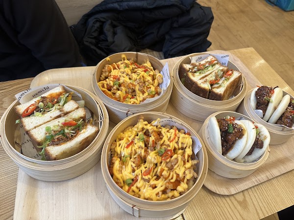 Mowchi Mile End 4