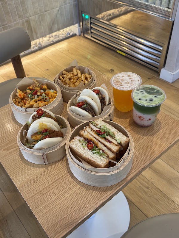 Mowchi Mile End 3
