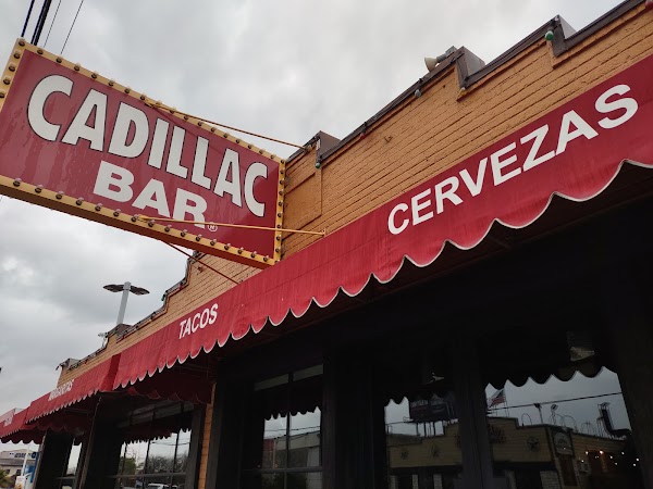 Cadillac Bar 4