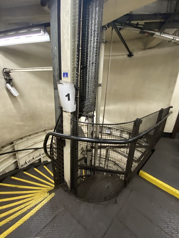 Hampstead Station 2