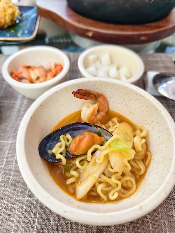 Nhà hàng Maison Du Roi và Indochine 4
