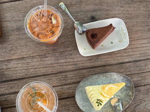 Sunsixmoon cafe 2