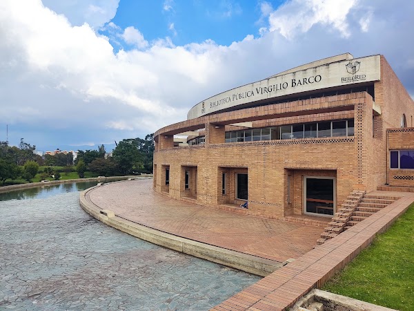 Biblioteca Pública Virgilio Barco 1