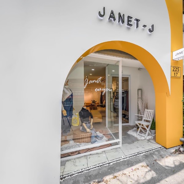 Janet Clothing Jeans