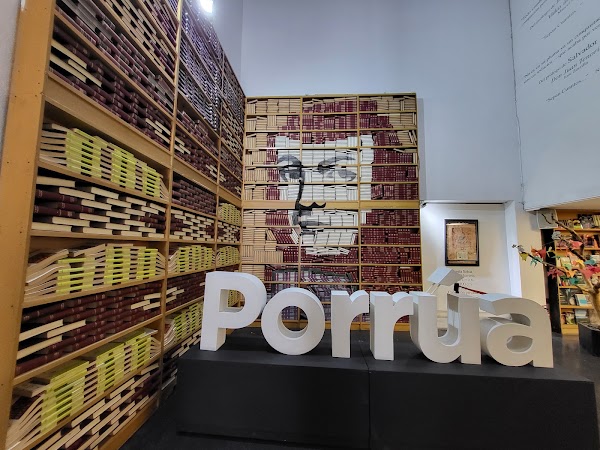 Librería Porrúa 3