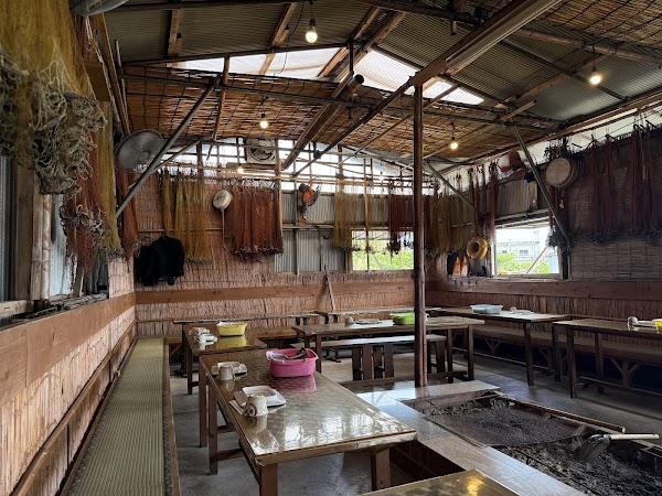 Osatsu Ama Hut "Mae-no-hama"