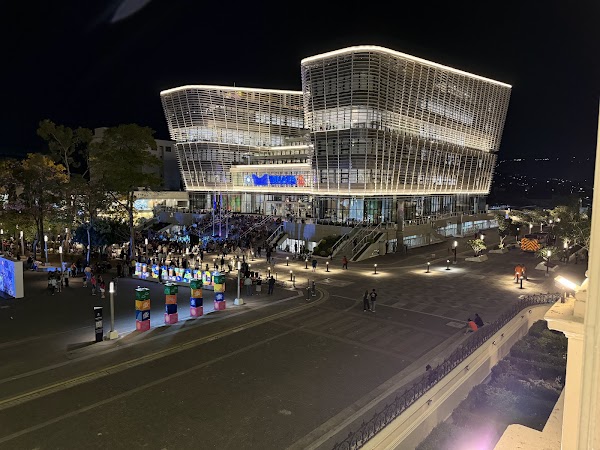 Plaza Civica 4