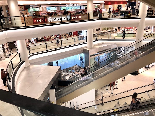 Isetan Scotts 5