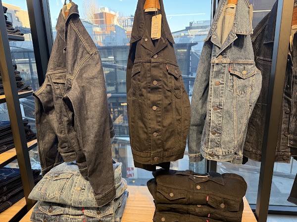 Levi’s Harajuku Store 2