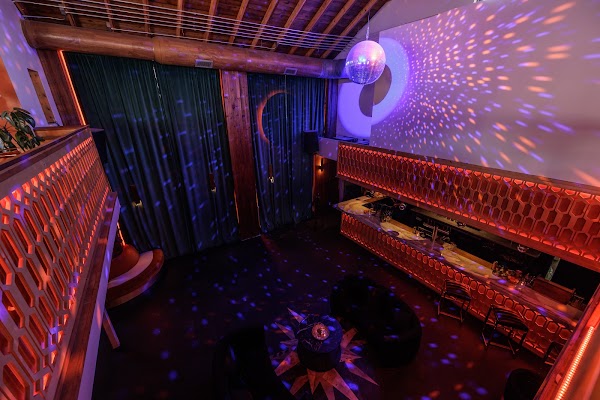 Flamingo Cocktail Club 5
