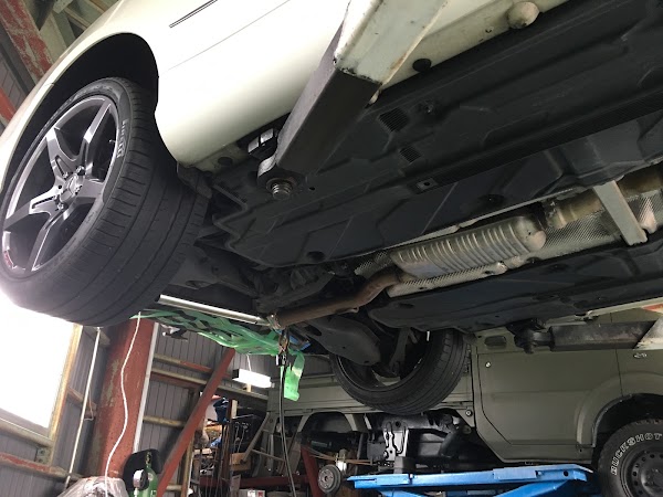 Garage Aichi 3