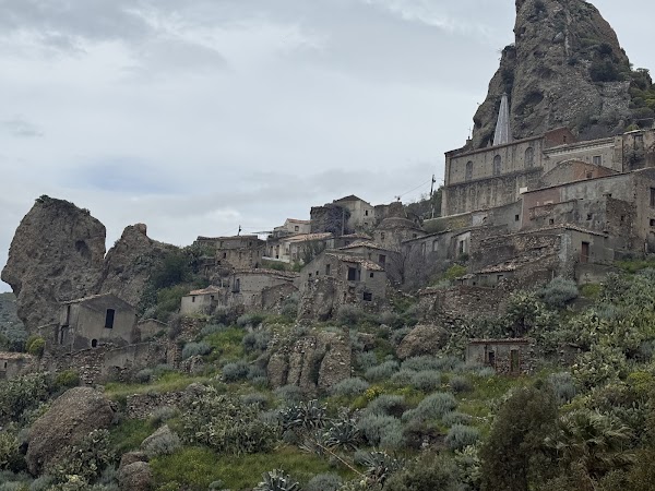 Pentedattilo 4
