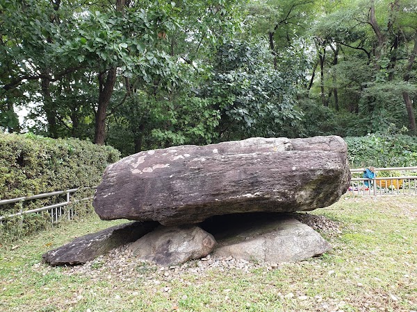 Gahakdong Dolmen Site