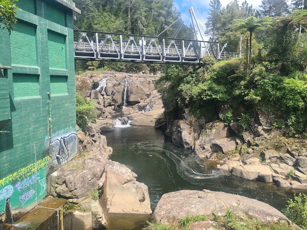 McLaren Falls 2