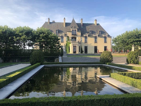 Gold Coast Mansions of Long Island 1