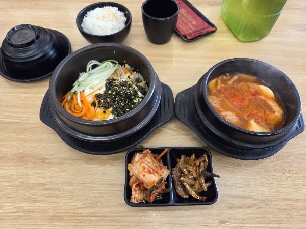 Hallyu Korean Fast Food 4