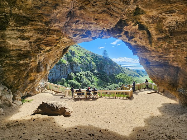Barnett Park Cave 1