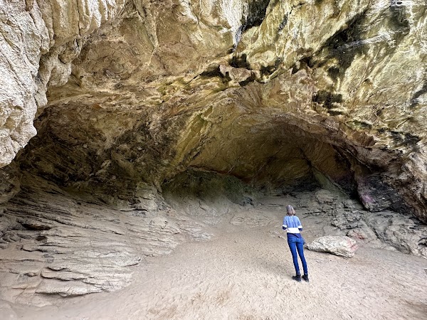 Barnett Park Cave 4