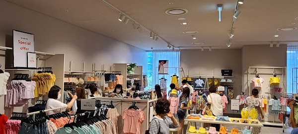 Mario Outlet 3