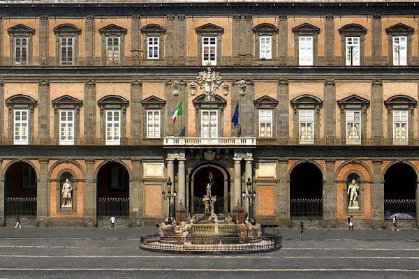 Piazza del Plebiscito 5