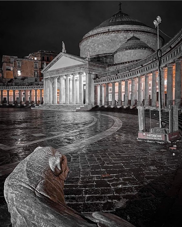 Piazza del Plebiscito 2