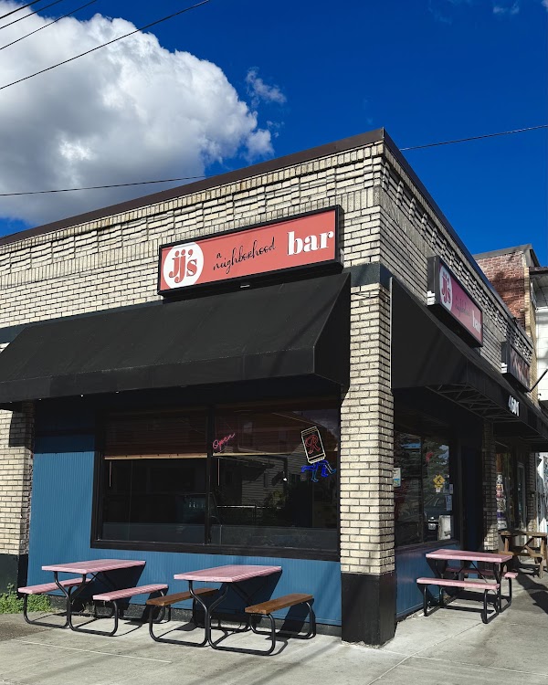 JJ's Neighborhood Bar