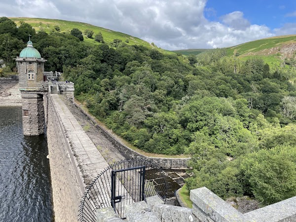Pen y Garreg Dam