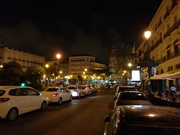 Plaça de Santa Caterina 2
