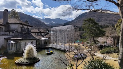 Hakone Venetian Glass Museum (Glass Forest) 1