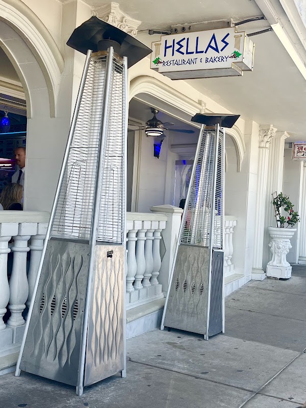 Hellas Restaurant & Bakery