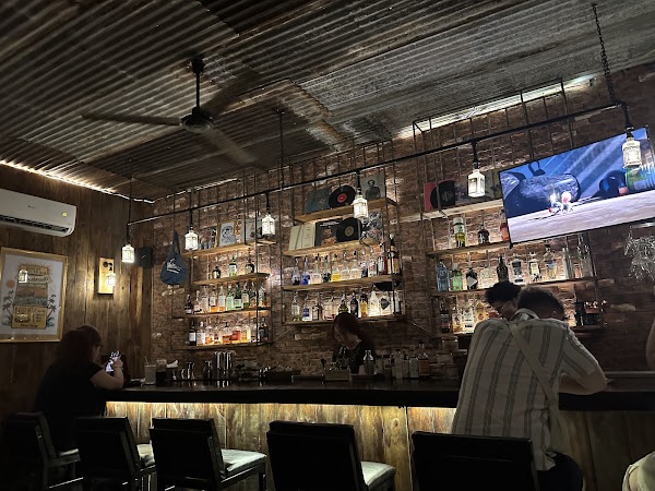 United Bar 3