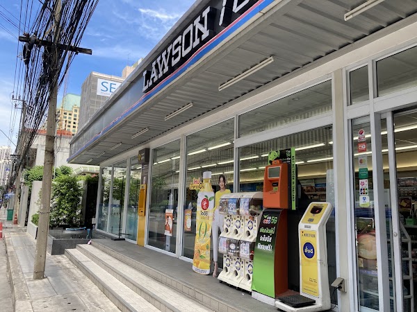 Lawson 108 Sukhumvit 22