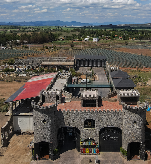 El Castillo de Tequila 1