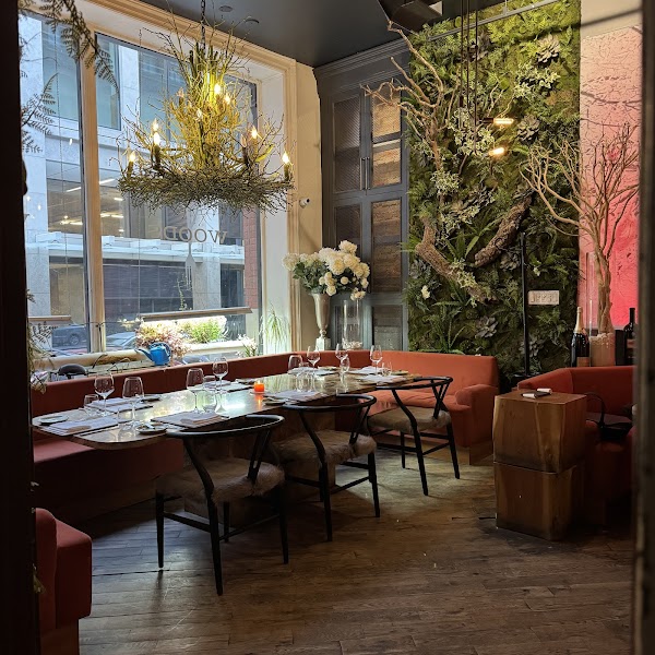 Woods Restaurant & Bar 5