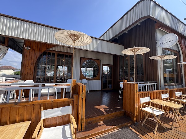 ISSARA CAFE&CHILL