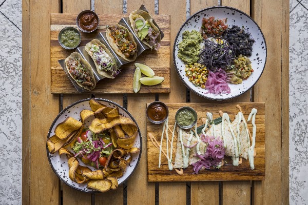 Aerial Kitchen & Bar 5