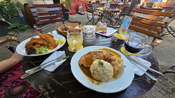 Zum Englischen Reiter 2