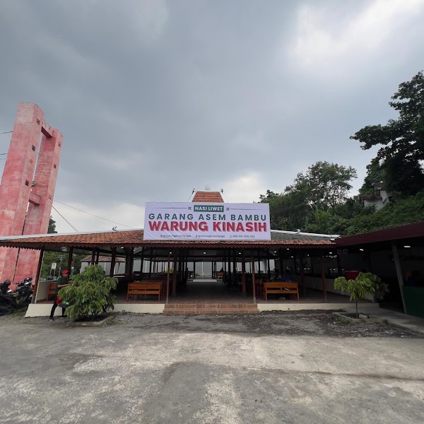 Warung Kinasih Jogja | Garang Asem Bambu