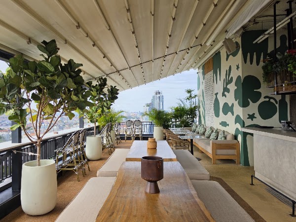 BARBÙ - Rooftop Restaurant & Bar in Pattaya 5