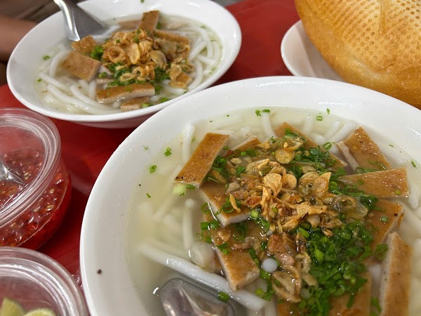Bánh canh bà Bốn 1