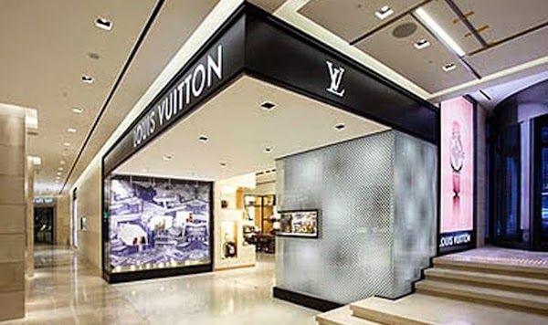 LOUIS VUITTON Seoul Shinsegae Store