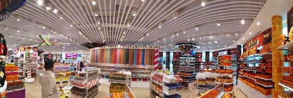 Beachwalk Shopping Center 4