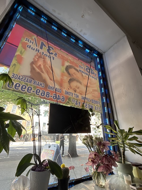 218 Golden Finger Spa 4