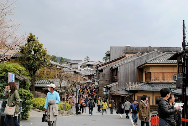 Ninen Zaka Path 2