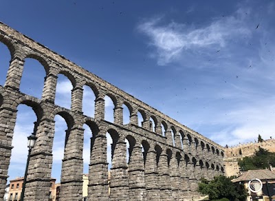Roman aqueduct of Segovia 1