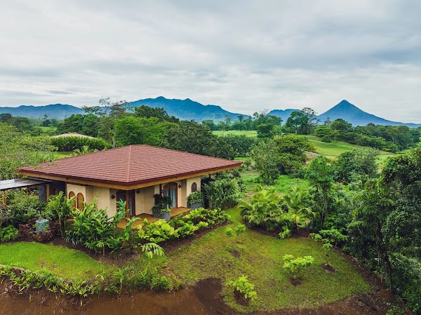 Arenal Hills 2
