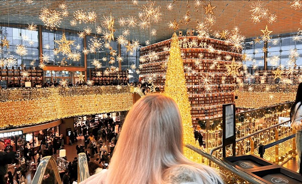 Youngpoong Bookstore Starfield COEX Mall 2