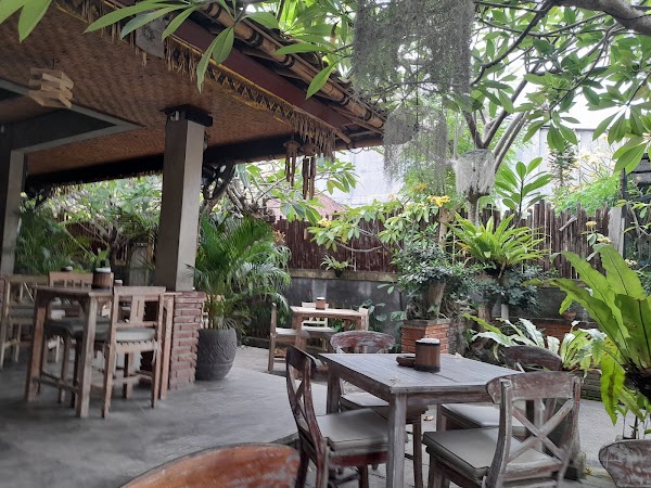 Warung Old Brick 1