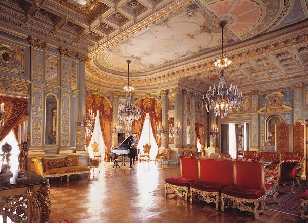 The Breakers 4
