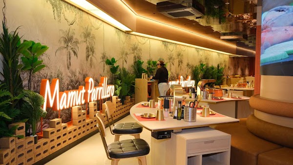 Mamut Parrillero Restaurante BBQ & sushi japones Barcelona